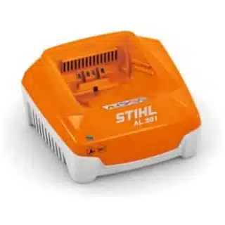 Il caricatore rapido AL 301 di STIHL &egrave; un dispositivo essenziale per chi utilizza batterie STIHL, offrendo una soluzione efficiente e veloce per la...
