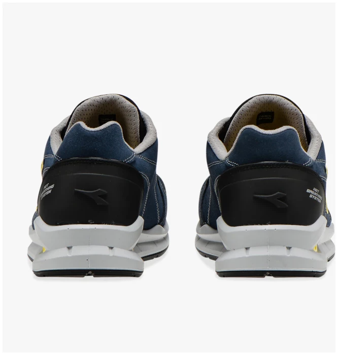 DIADORA SCARPA ANT.RUN NET S3 BLU SRC (D33)N°48 La Scarpa Antinfortunistica Diadora Run Net S3 è progettata per offrire una combinazione perfetta di comfort, sicurezza e prestazioni elevate durante...