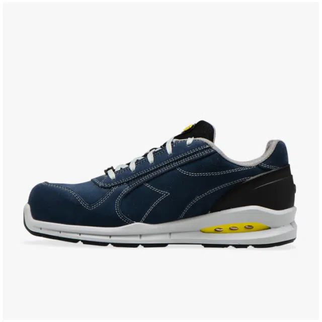 La Scarpa Antinfortunistica Diadora Run Net S3 è progettata per offrire una combinazione perfetta di comfort, sicurezza e prestazioni elevate durante...