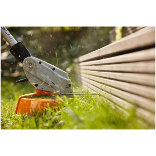 Il trimmer a batteria FSA 45 di STIHL &egrave; il perfetto alleato per chi cerca un attrezzo leggero e maneggevole per i lavori di rifinitura e pulizia in...
