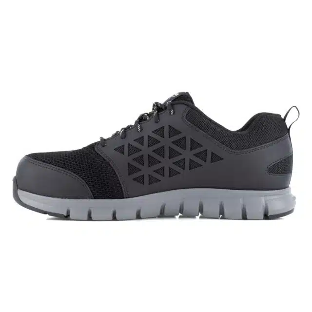 La scarpa antinfortunistica Reebok Excel Light Safety S1 è pensata per offrire una protezione affidabile e un comfort eccellente in ambienti di...