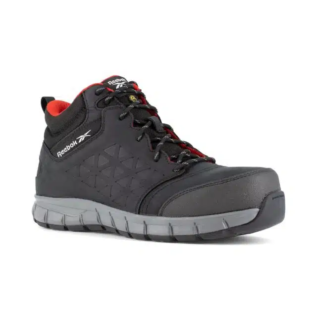 La Reebok Excel Light Alta S3 è una scarpa antinfortunistica progettata per garantire elevati standard di sicurezza e comfort in ambienti di lavoro...
