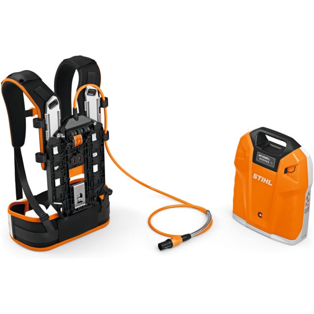 La Batteria spalleggiata AR 2000 L di STIHL rappresenta un'autentica innovazione nel campo delle attrezzature per giardinaggio e manutenzione...