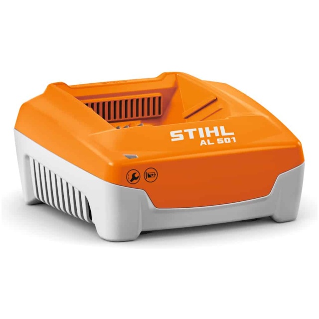 Il caricabatterie veloce AL 501 di STIHL è una soluzione di ricarica avanzata progettata per utenti che utilizzano frequentemente attrezzature a...