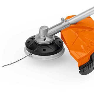 La Testina DuroCut 20-2 di STIHL è un accessorio innovativo progettato per potenziare l'efficienza dei decespugliatori durante i lavori di sgombero e...