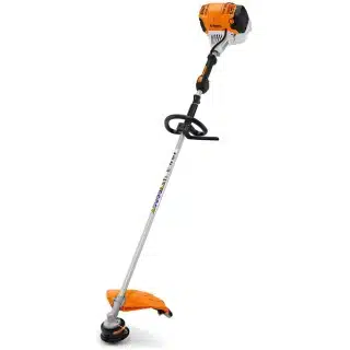 Il Decespugliatore FS 131 di STIHL &egrave; un attrezzo di alta gamma ideale per chi cerca potenza e versatilit&agrave; nel taglio e nella manutenzione del...