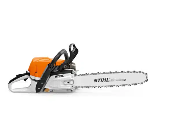La Motosega MS 400 C-M di STIHL rappresenta un'innovazione significativa nel settore delle attrezzature forestali grazie ai suoi pistoni in magnesio....