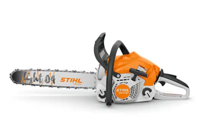 La motosega STIHL MS 212 C-BE è un'efficace alleata nel taglio della legna grazie alla sua precisione e potenza. Dotata di un motore STIHL 2-MIX con...