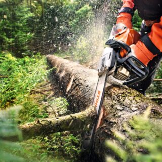 La Motosega MS 362 C-M di STIHL è una motosega a scoppio professionale di alta qualità progettata per lavori forestali di media intensità. Questo...