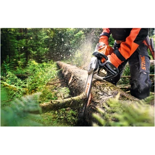 La Motosega MS 362 C-M di STIHL &egrave; una motosega a scoppio professionale di alta qualit&agrave; progettata per lavori forestali di media intensit&agrave;. Questo...