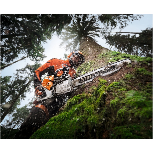 La motosega MS 500i di STIHL Š un'innovativa motosega ad alte prestazioni, progettata per offrire un'eccezionale efficacia nel taglio del legname di...