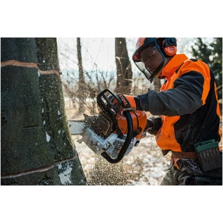 La Motosega MS 661 C-M di STIHL rappresenta un'eccellenza nel campo del giardinaggio e della silvicoltura, configurandosi come una macchina di punta...