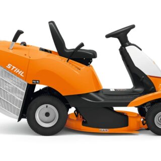 Il trattorino tosaerba STIHL RT 4082 è la soluzione ideale per chi desidera potenza, precisione e maneggevolezza. Con una cilindrata di 452 cm³ e un...