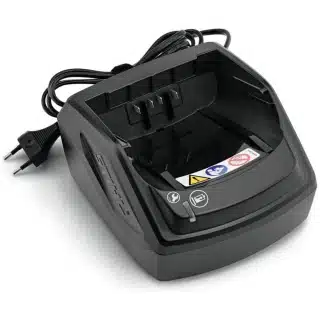 Il Caricatore AL 101 di STIHL &egrave; una soluzione versatile per la ricarica delle batterie della serie AK e AP, pensata per utenti domestici e...