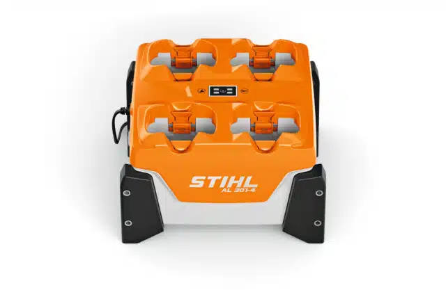 Il Caricabatterie Multiplo AL 301-4 di STIHL è la soluzione ideale per chi necessita di un'unità efficiente e versatile per la gestione della carica...