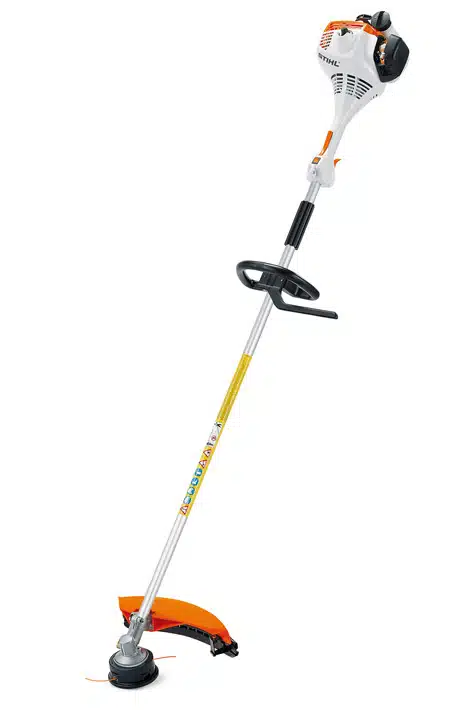 Il Decespugliatore FS 55 R di STIHL è un efficiente strumento dedicato ai proprietari di giardini che richiedono prestazioni affidabili e versatili...