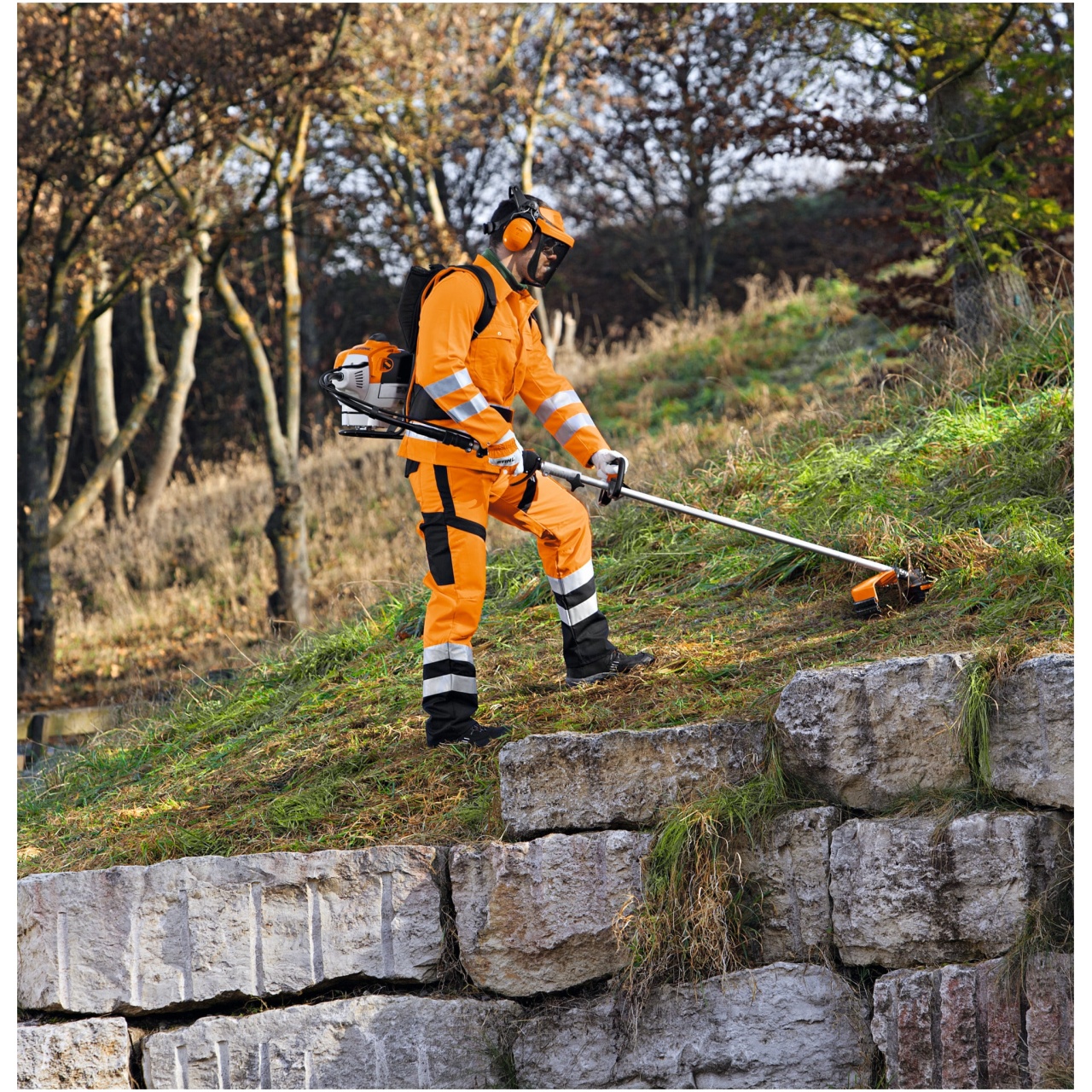 Il Decespugliatore spalleggiato FR 460 TC-E di STIHL rappresenta la soluzione ideale per chi cerca un attrezzo versatile e robusto per il...