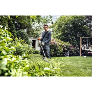 Il Tosasiepi HL-KM 145&deg; di STIHL &egrave; un'attrezzatura versatile e robusta, progettata per semplificare anche i lavori di potatura pi&ugrave; impegnativi....