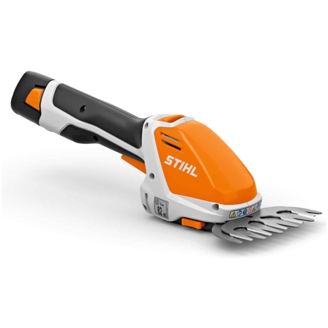 Il Tosasiepi a batteria HSA 26 di STIHL rappresenta una scelta eccellente per chi cerca un attrezzo potente e maneggevole per la manutenzione di...
