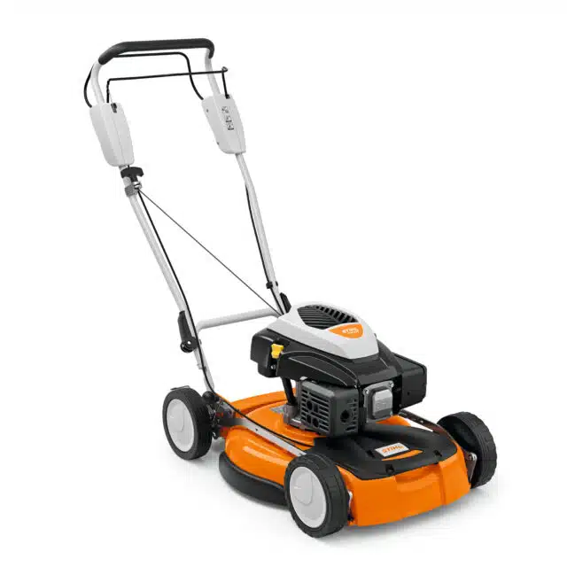 RM 4 RT di STIHL è un tosaerba mulching a benzina progettato per rispondere alle esigenze di chi ha grandi superfici erbose da curare. Grazie alla...