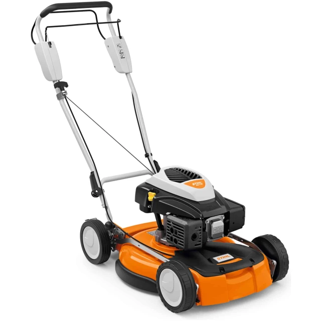 RM 4 RT di STIHL è un tosaerba mulching a benzina progettato per rispondere alle esigenze di chi ha grandi superfici erbose da curare. Grazie alla...