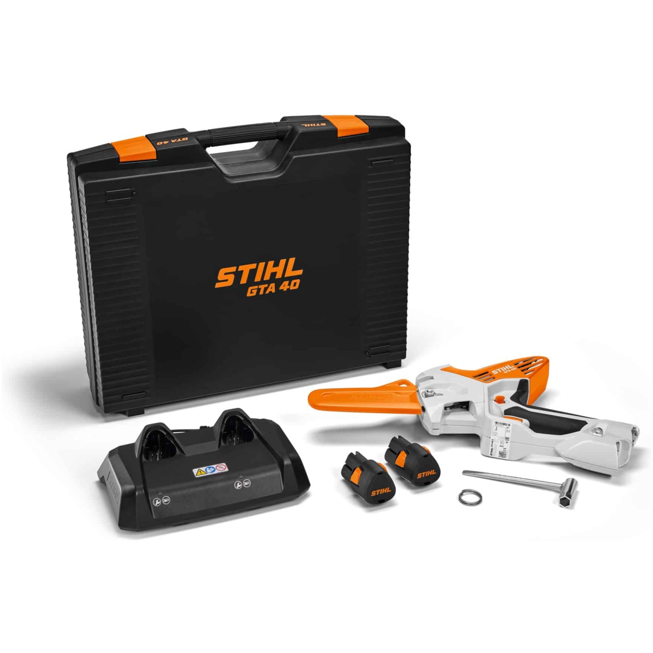 Il Potatore professionale a batteria GTA 40 di STIHL Š un attrezzo all'avanguardia ideale per i professionisti del giardinaggio e della lavorazione...
