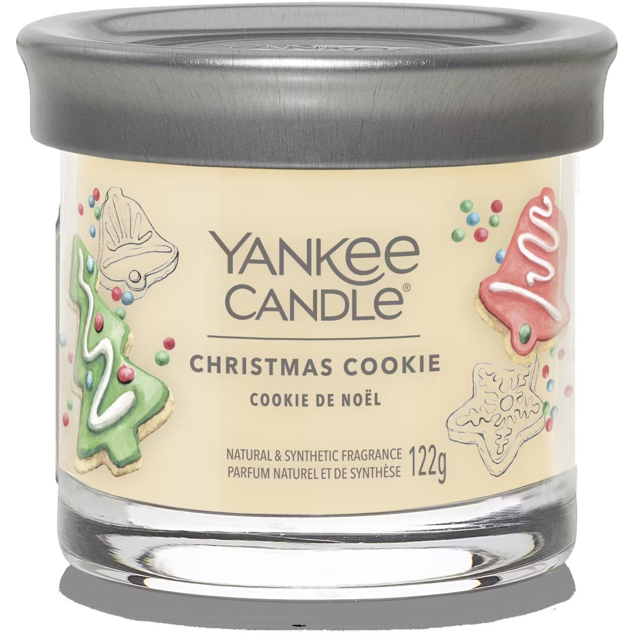 Scopri la magia del Natale con la fragranza Christmas Cookie di Yankee Candle, un dolce abbraccio che richiama alla mente le tradizionali cucine...