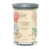 Scopri la magia del Natale con la fragranza Christmas Cookie di Yankee Candle, un dolce abbraccio che richiama alla mente le tradizionali cucine...