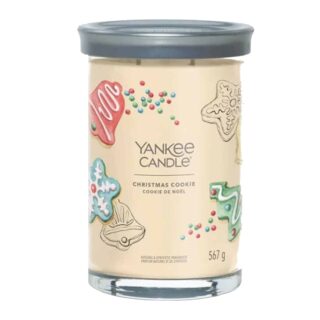 Prodotti in promozione 550 Scopri la magia del Natale con la fragranza Christmas Cookie di Yankee Candle, un dolce abbraccio che richiama alla mente le tradizionali cucine...