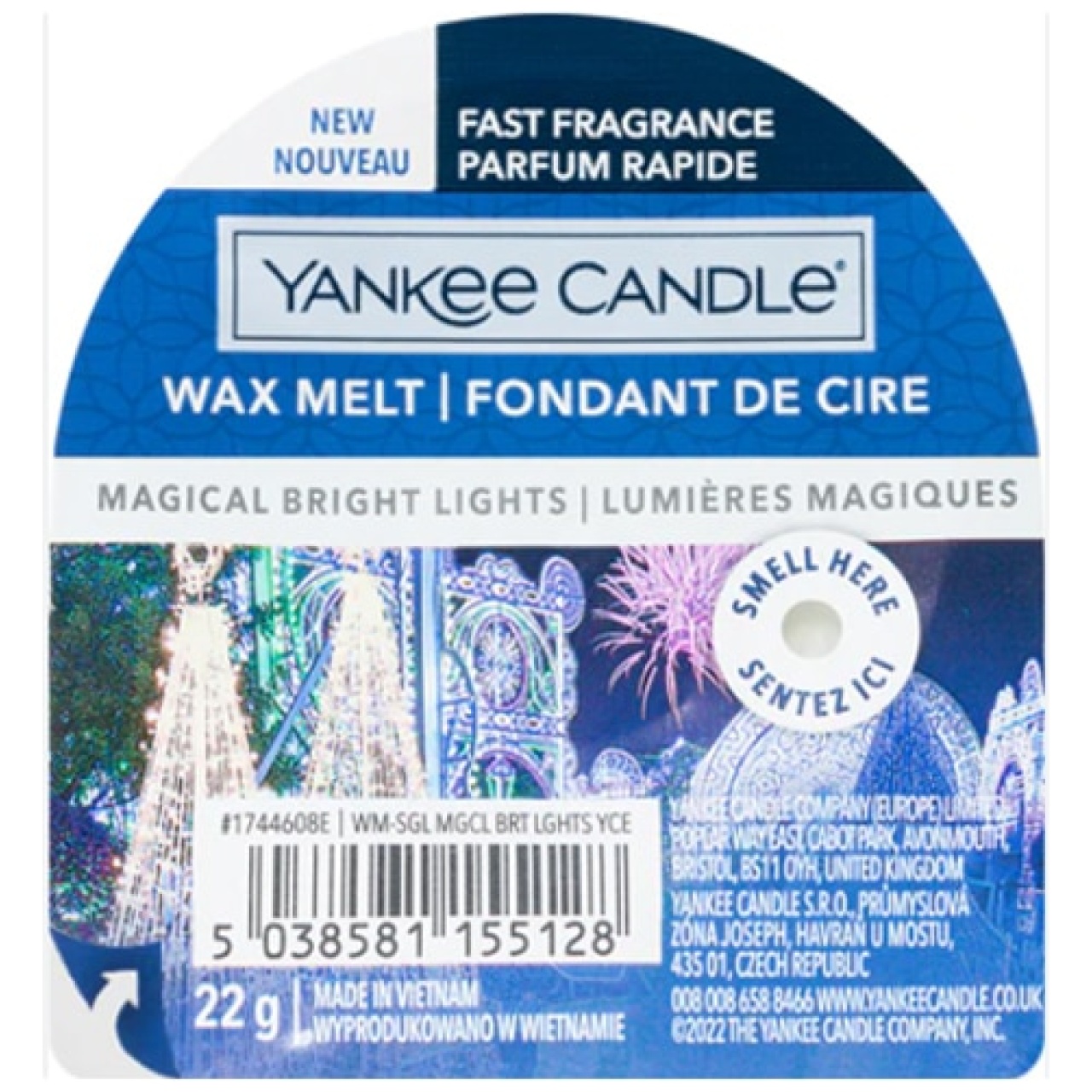 La Yankee Candle Magical Bright Lights Š una candela profumata ideale per creare un'atmosfera incantata e rilassante in qualsiasi ambiente. Questo...