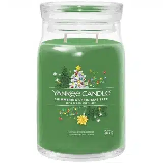 Immergiti nell'atmosfera scintillante delle feste con Shimmering Christmas Tree, una fragranza che cattura la magia natalizia. rn Le aldeidi...