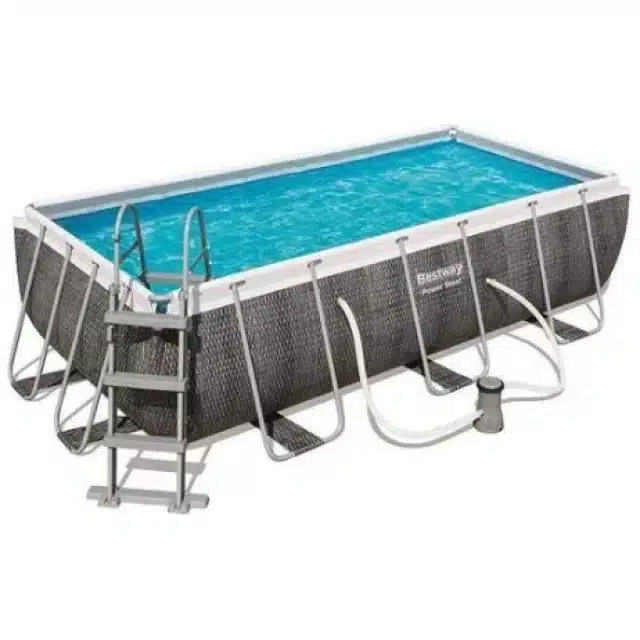 Porta il divertimento estivo direttamente nel tuo giardino con la piscina rettangolare Bestway Power Steel 4,12 x 2 m. Grazie alla sua struttura...