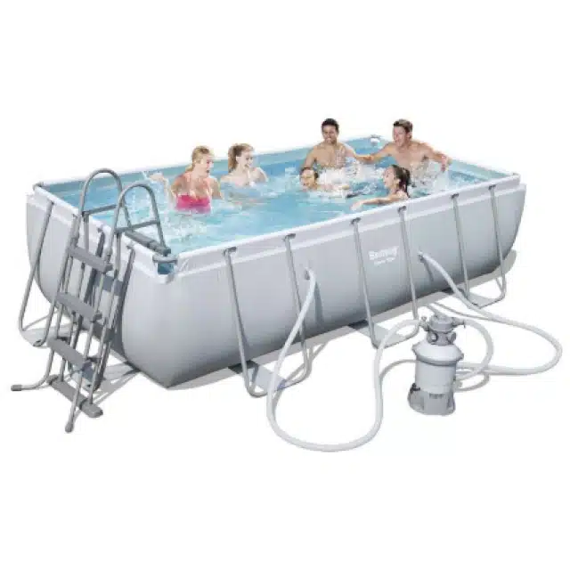 Con la piscina rettangolare Bestway 56442-2, l'estate prende forma direttamente nel tuo giardino. Grazie alle sue dimensioni generose - 404 cm di...