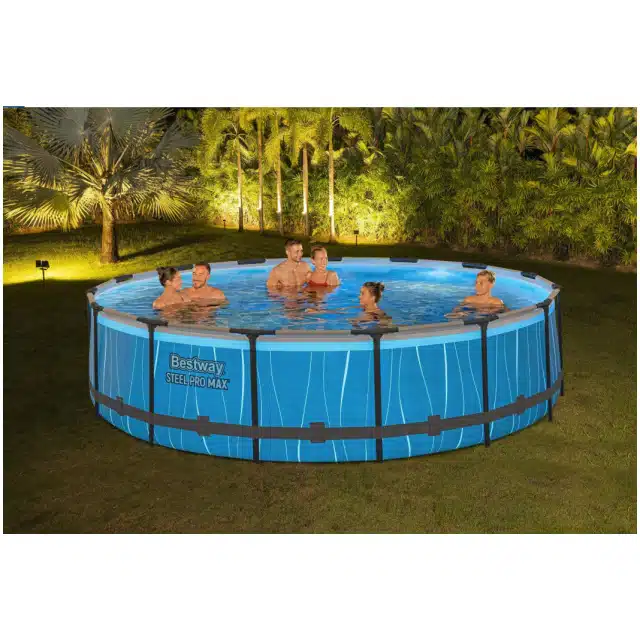 Scopri il piacere dell'estate direttamente nel tuo giardino con la piscina fuori terra Bestway⌐ Steel Pro MAXT con luce LED, un modello spazioso,...