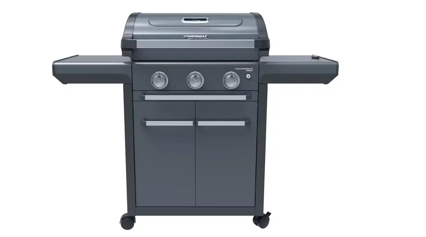 CAMPING GAZ ITALIA SRL BBQ 3 SERIES PREMIUM S DG BUNDLE Il Campingaz 3 Series Premium S DualGas Bundle è il barbecue perfetto per chi ama cucinare all'aperto in modo semplice, pratico e con risultati...