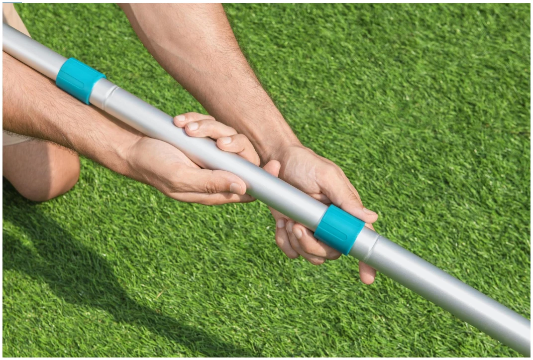 BESTWAY ASTA TELESCOPICA SERIE CLASSICA CM.457 L'asta telescopica per piscina Bestway è un accessorio pratico e indispensabile per mantenere pulita la tua piscina in modo semplice e veloce. Grazie...