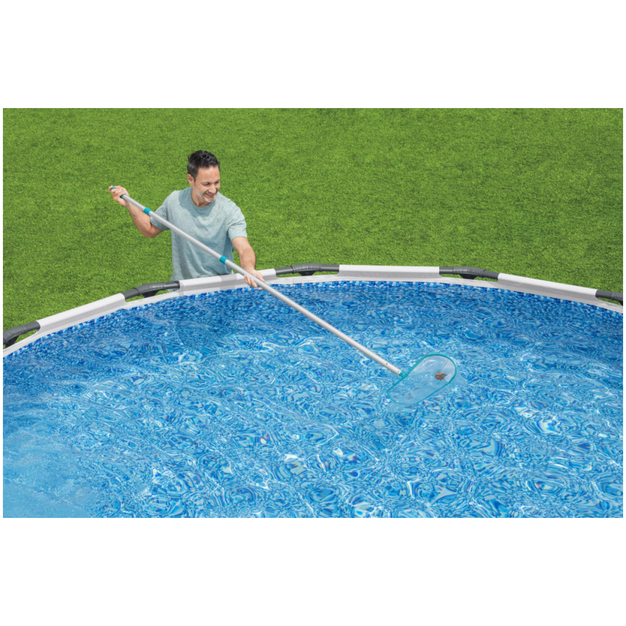 L'asta telescopica per piscina Bestway è un accessorio pratico e indispensabile per mantenere pulita la tua piscina in modo semplice e veloce. Grazie...