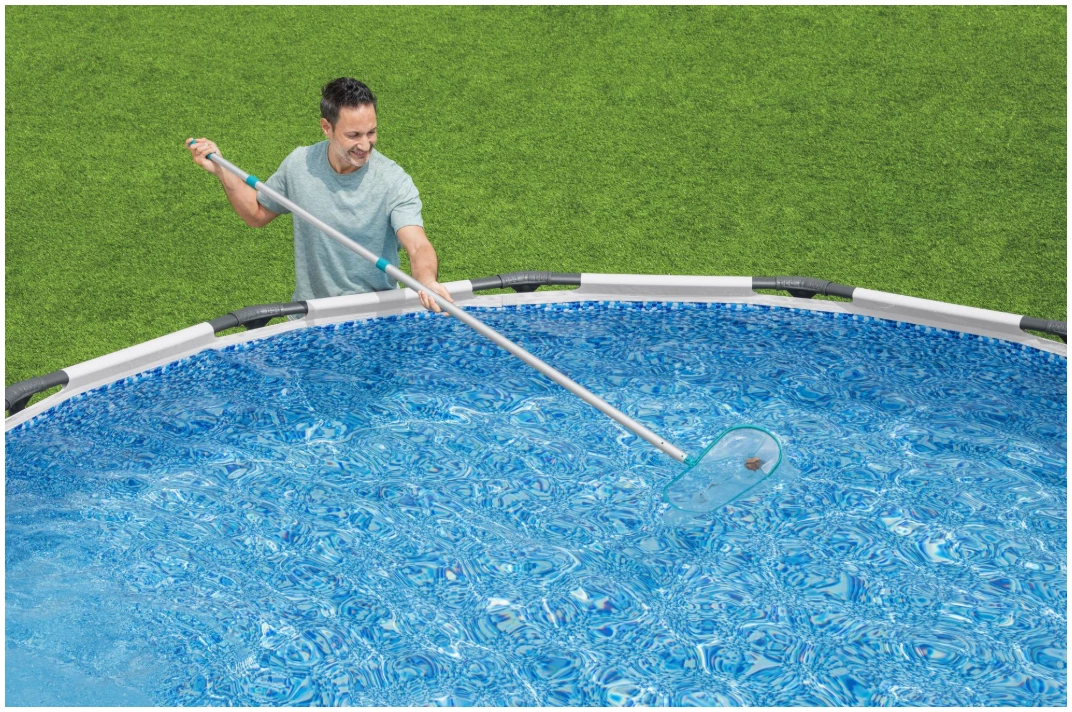 BESTWAY ASTA TELESCOPICA SERIE CLASSICA CM.457 L'asta telescopica per piscina Bestway è un accessorio pratico e indispensabile per mantenere pulita la tua piscina in modo semplice e veloce. Grazie...