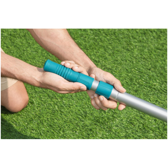 L'asta telescopica per piscina Bestway è un accessorio pratico e indispensabile per mantenere pulita la tua piscina in modo semplice e veloce. Grazie...
