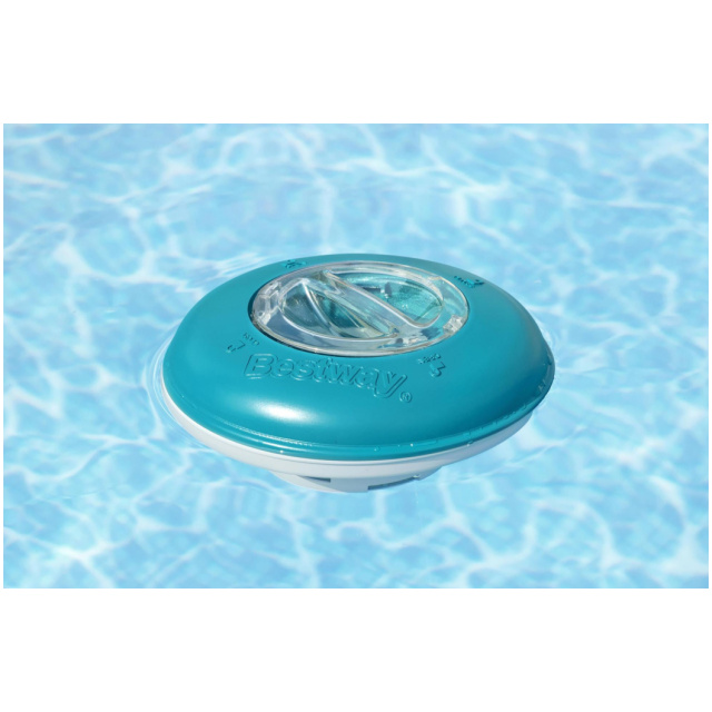 Il dispenser di cloro galleggiante Bestway da 16,5 cm è la soluzione pratica ed efficace per mantenere l'acqua della tua piscina sempre pulita e...