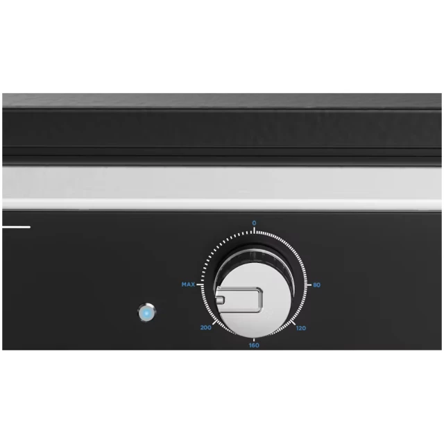 Immagina di poter cucinare piatti gustosi e perfettamente grigliati, in casa come all'aperto, senza complicazioni. Con la Plancha Electric 1 XD di...