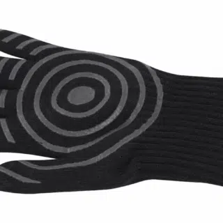 Garantisci massima libert&agrave; di movimento alle tue mani, proteggendole dal calore fino a 350&deg;C. Il guanto BBQ a 5 dita ti permette di maneggiare...