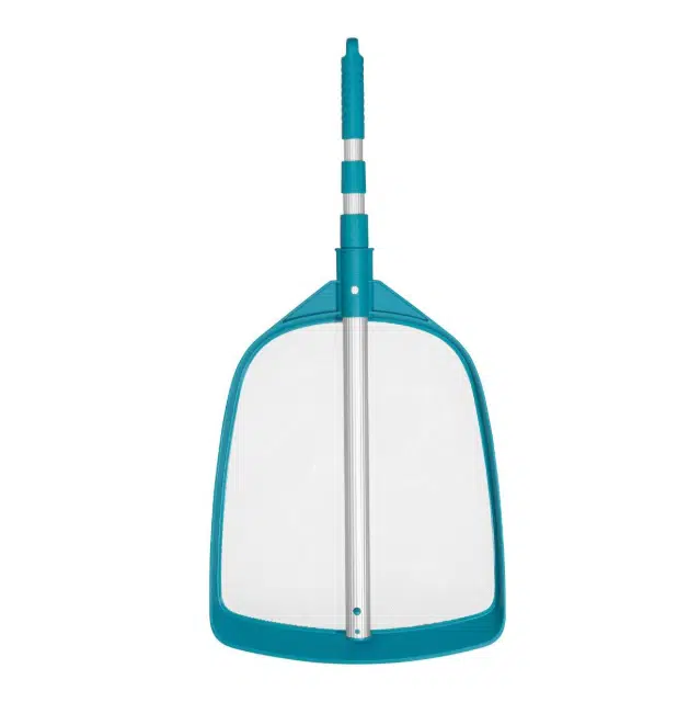 BESTWAY RETINO DI SUPERFICIE AQUASCOOP C/MANICO TEL. Mantenere la tua piscina pulita ogni giorno può sembrare una seccatura. ma con il retino di superficie Bestway Aquascoop con manico telescopico,...