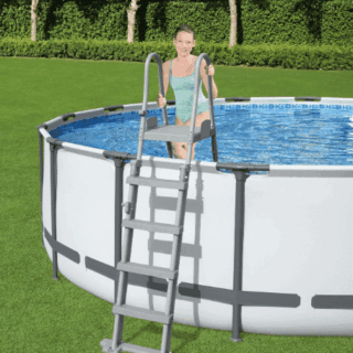 Prodotti in promozione 425 La scaletta di sicurezza Bestway da 132 cm è l'alleata perfetta per goderti la piscina in totale tranquillità. Progettata per piscine fuori terra,...