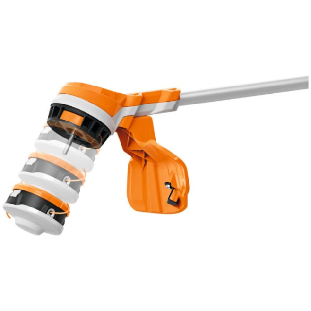 Il decespugliatore a batteria STIHL FSA 70 R  la scelta perfetta per lavori di giardinaggio privati, come il taglio dell'erba di media altezza, la...
