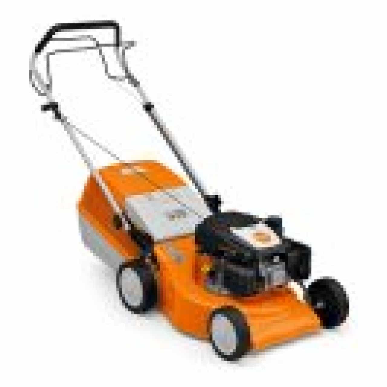Il tosaerba a scoppio RM 248 di STIHL è il compagno ideale per chi cerca un attrezzo robusto e maneggevole per la cura del proprio giardino....