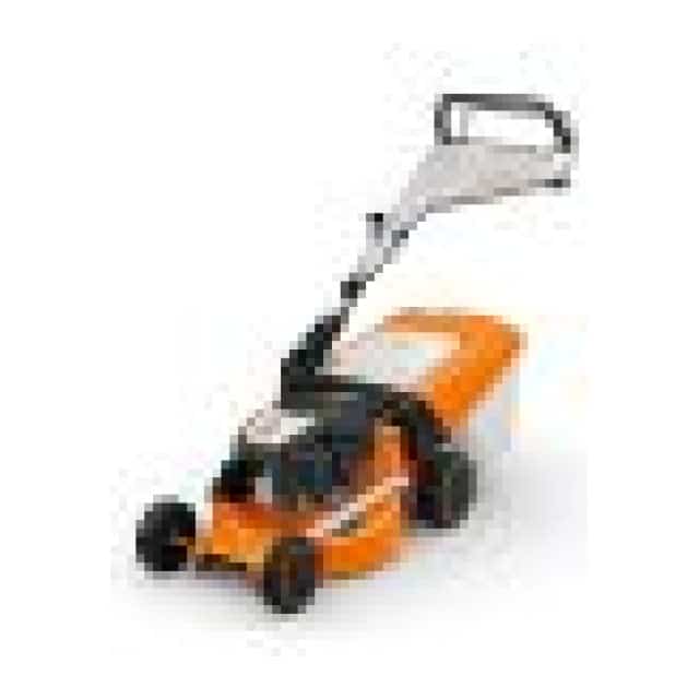 Il tosaerba a scoppio RM 248 di STIHL è il compagno ideale per chi cerca un attrezzo robusto e maneggevole per la cura del proprio giardino....