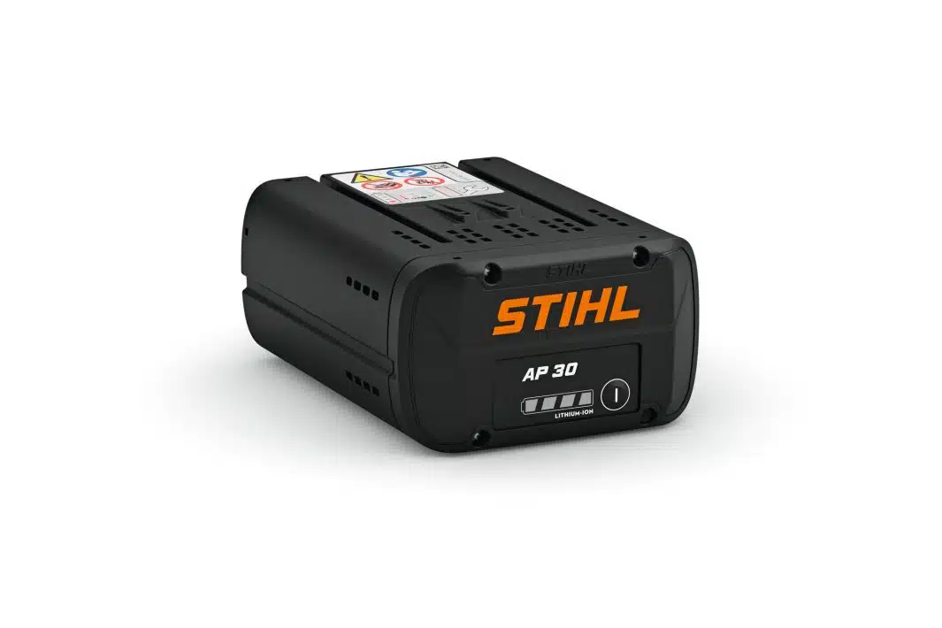 STIHL ACCUMULATORE AP 30 La batteria STIHL AP 30 fa parte del sistema STIHL AP, pensato per supportarti nelle attività quotidiane di cura del giardino, del paesaggio e degli...