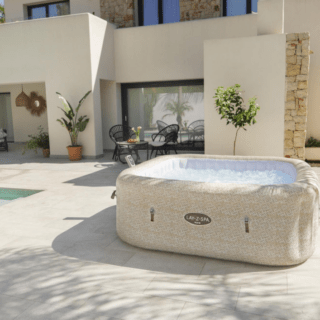 BESTWAY LAY-Z SPA ROMA 7 AIRJET Ecco una versione discorsiva, fluida e coinvolgente, ideale per una brochure o per la sezione "Il nostro racconto" di un sito web. Questo stile...