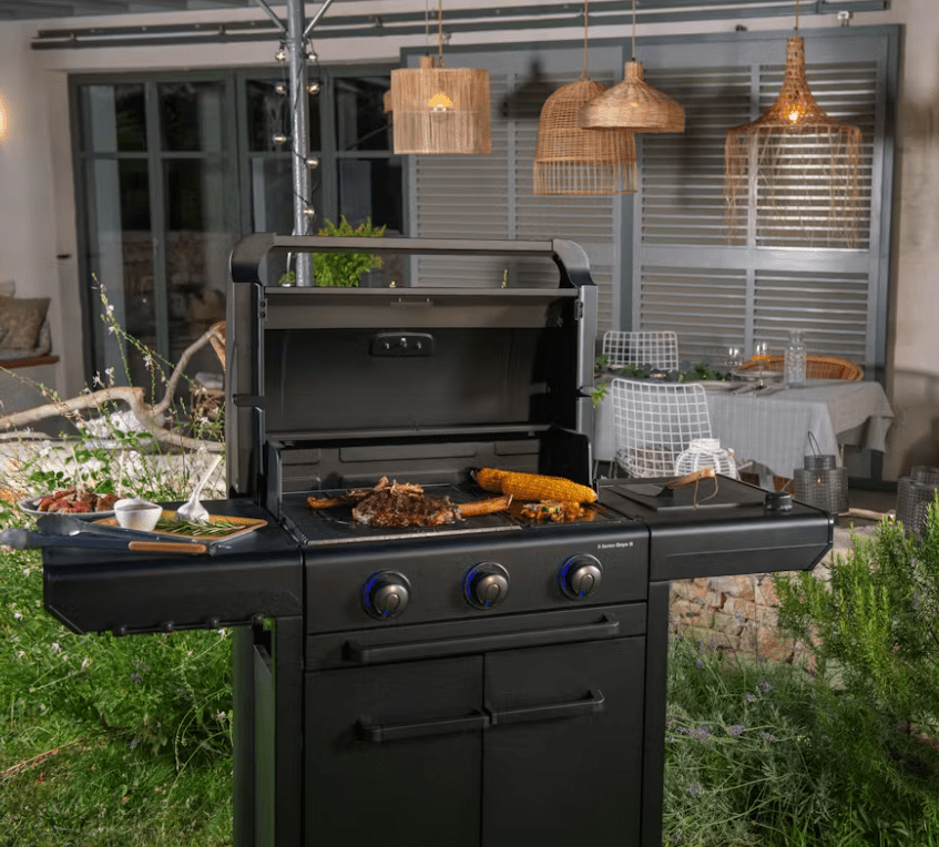 CAMPING GAZ ITALIA SRL BBQ 3 SERIES ONYX S DUALGAS La vera rivoluzione inizia dalla libertà che il sistema DualGas mette nelle vostre mani: per la prima volta, non siete vincolati a una sola fonte di...